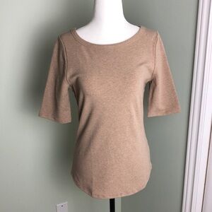 🖤 S 🖤 NWT Latte Bateau Neck Tee 3/4 Sleeves​